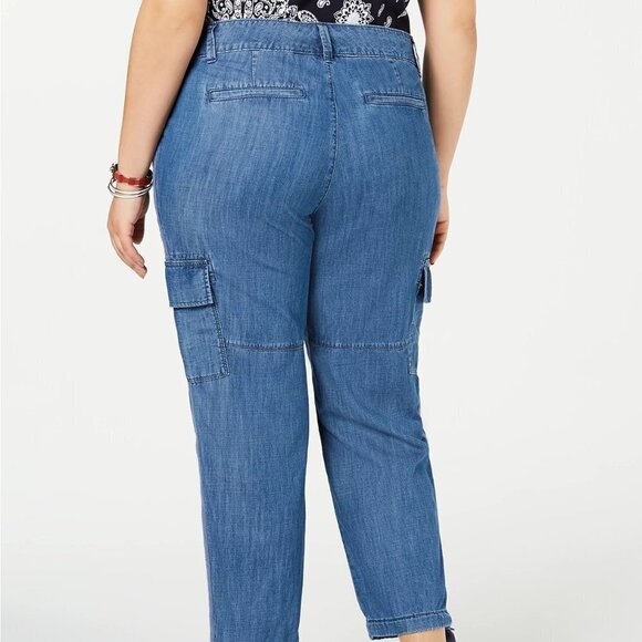 NWT - Tommy Hilfiger Chelsea Cargo Jeans - Size 18W - Picture 2 of 8